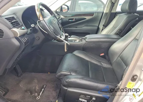 2013 Lexus Ls 460L z USA, uszkodzony, nr VIN JTHGL5EF1D5047397